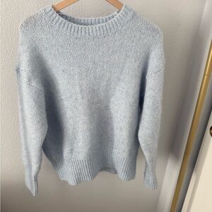Light Blue Women's Crewneck Sweater Size Medium